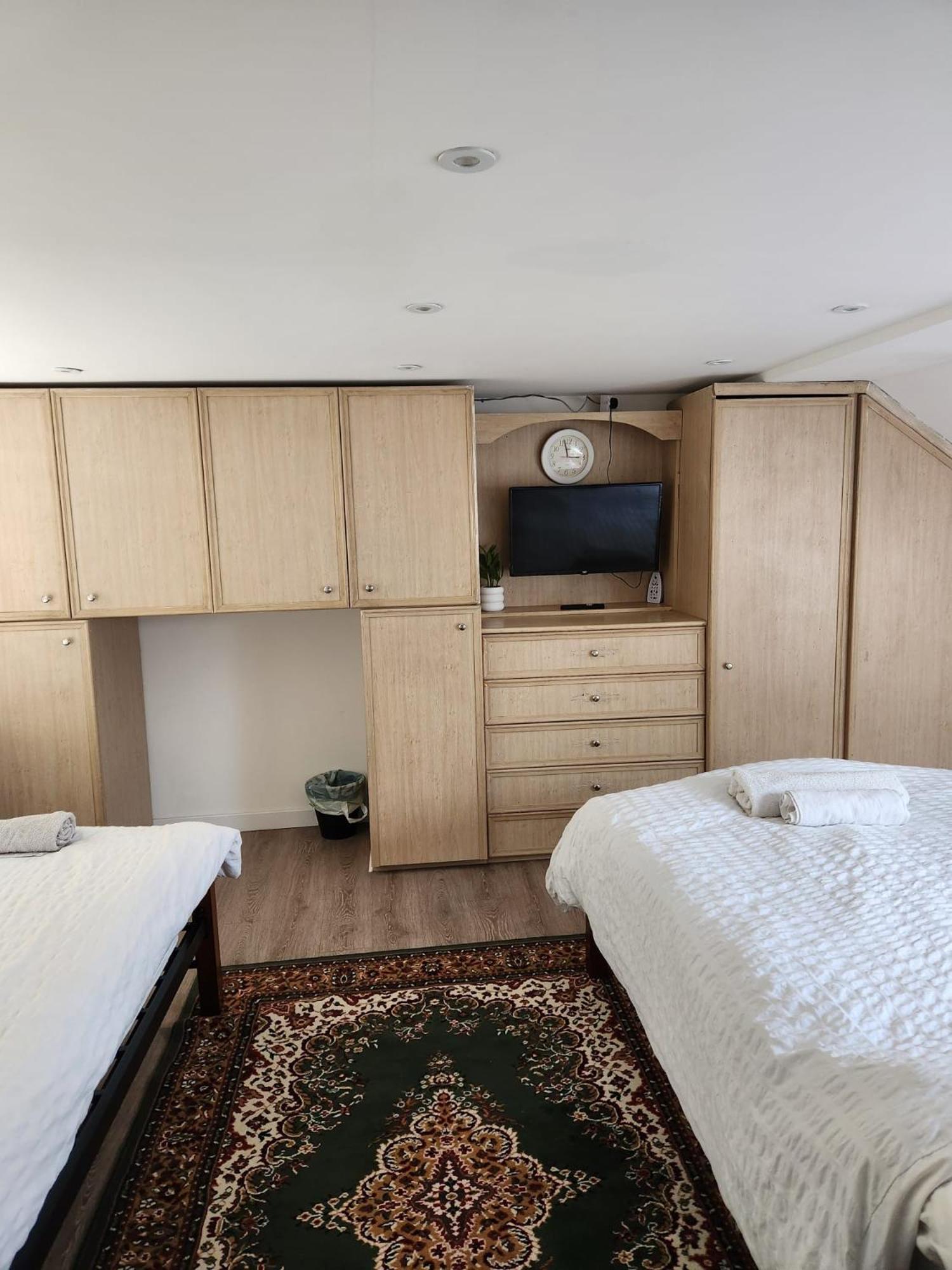 The London En-Suite Ilford Exteriör bild
