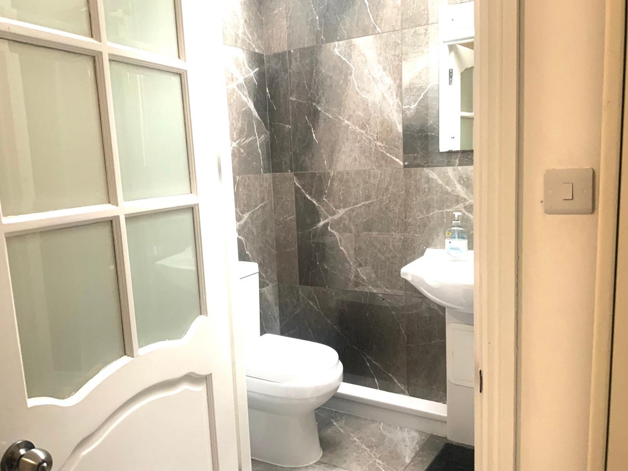 The London En-Suite Ilford Exteriör bild